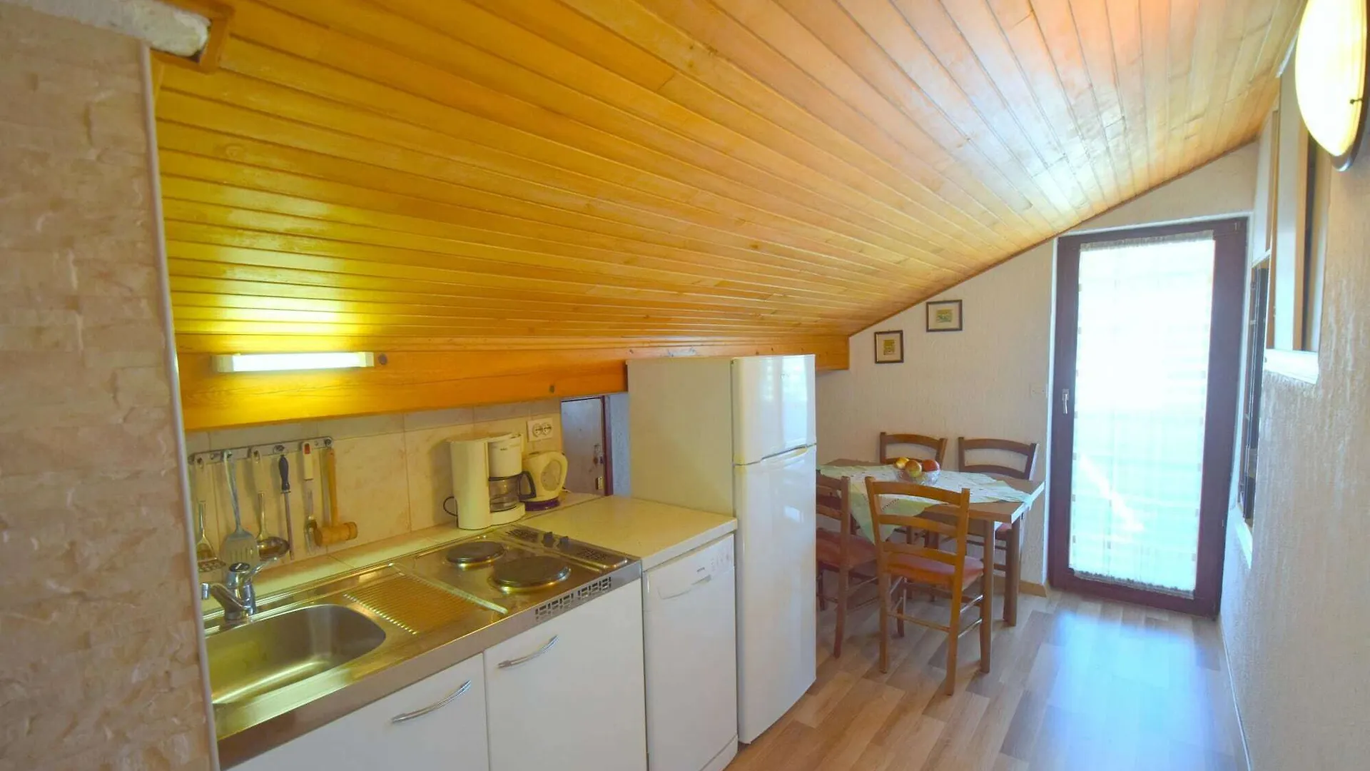 Apartments Marija مالينسكا كرواتيا